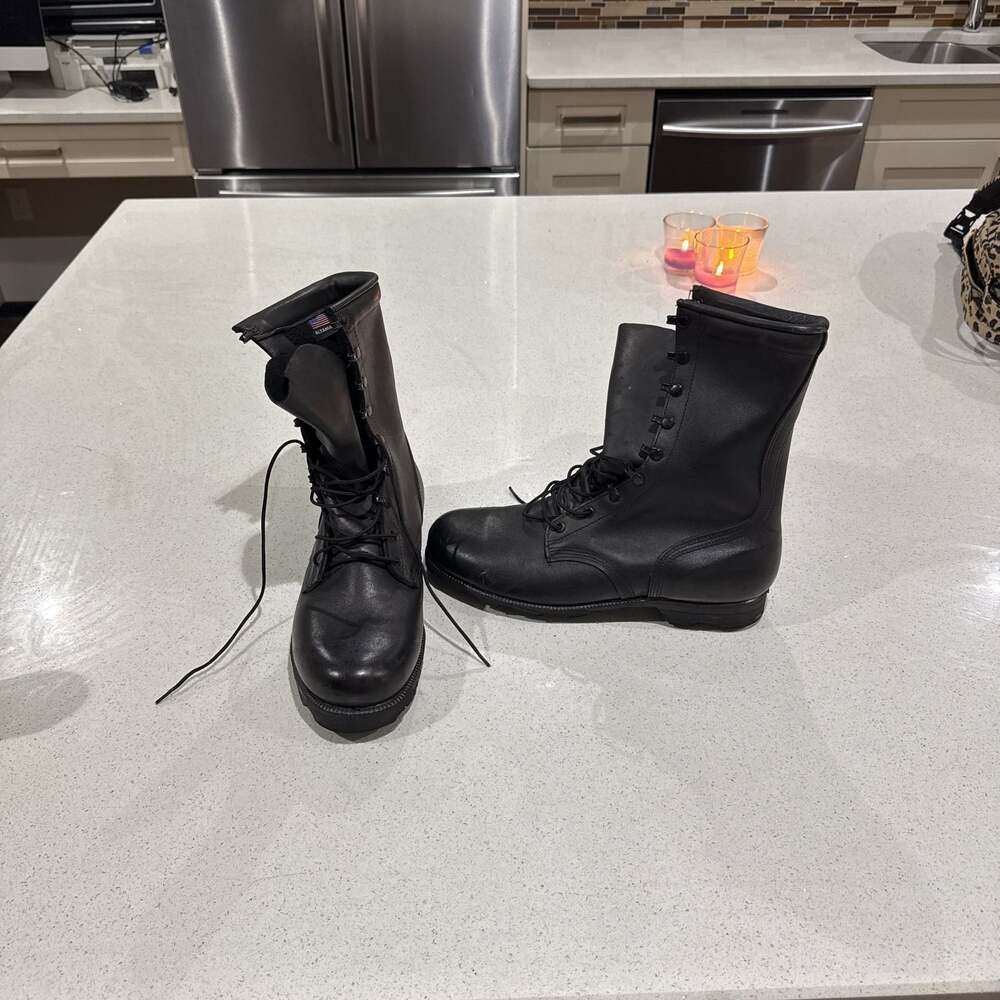 Vintage US Military RO-SEARCH Black Leather Combat Boots